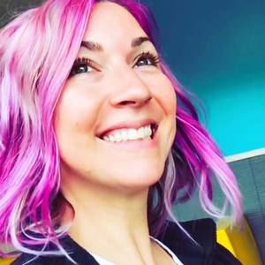 Meet your Posher, Hillary